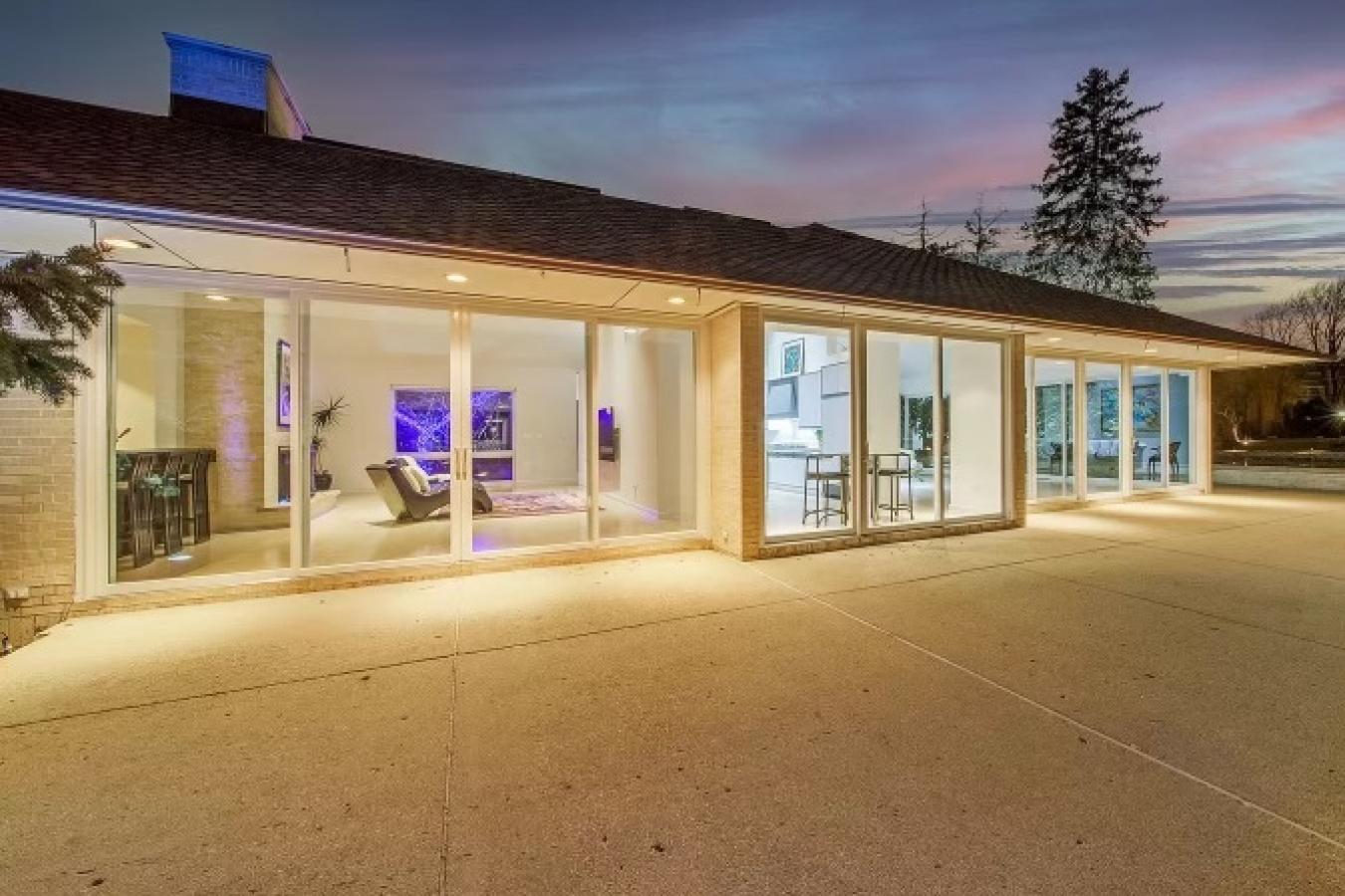 109 Murphy Lake Road, Park Ridge, IL, 60068, United States, 4 Bedrooms Bedrooms, ,4 BathroomsBathrooms,Residential,For Sale,109 Murphy Lake Road,1574691