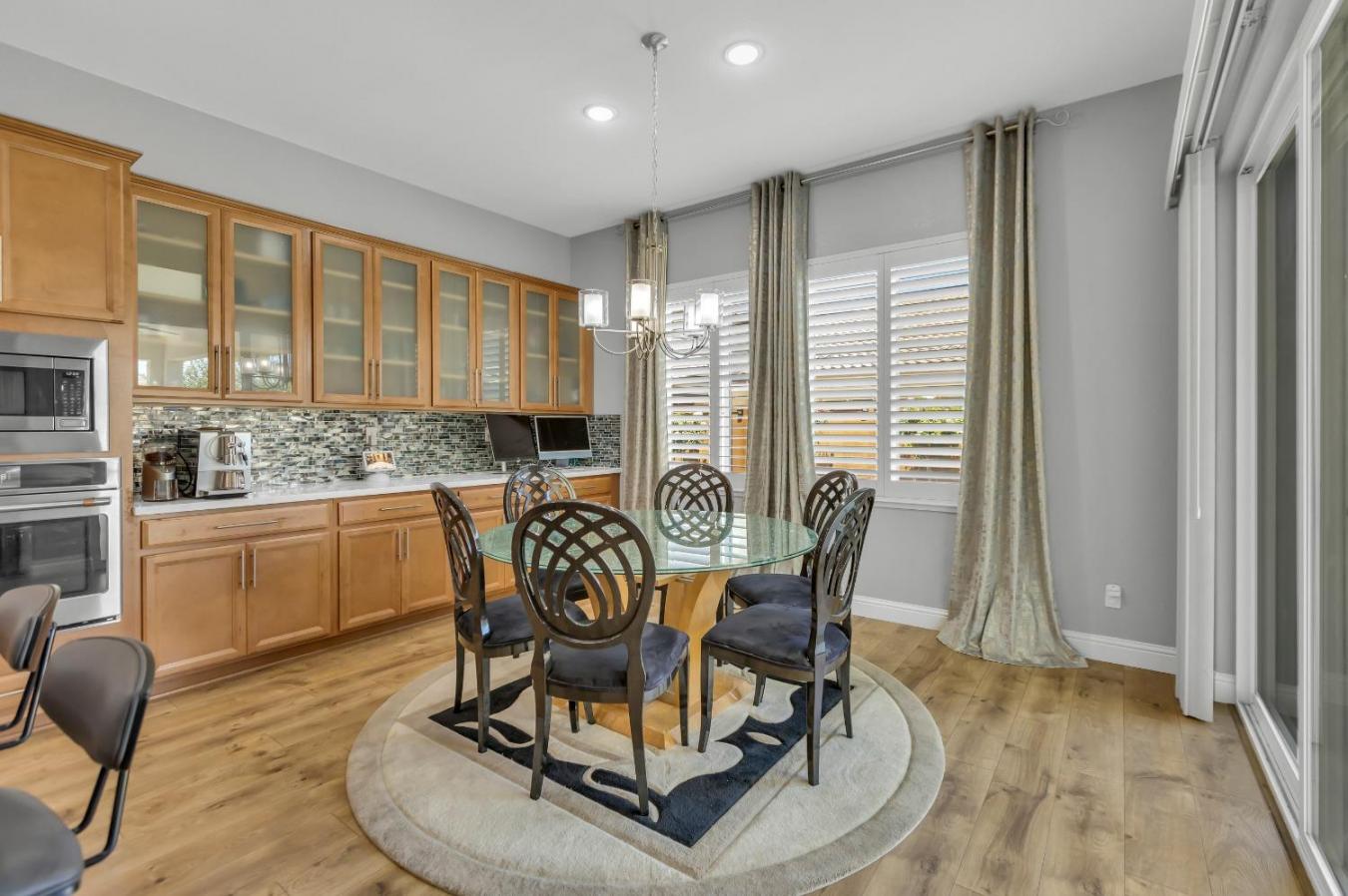 8571 Steve Horning Way, Elk Grove, CA, 95757, United States, 4 Bedrooms Bedrooms, ,3 BathroomsBathrooms,Residential,For Sale,8571 Steve Horning Way,1574698