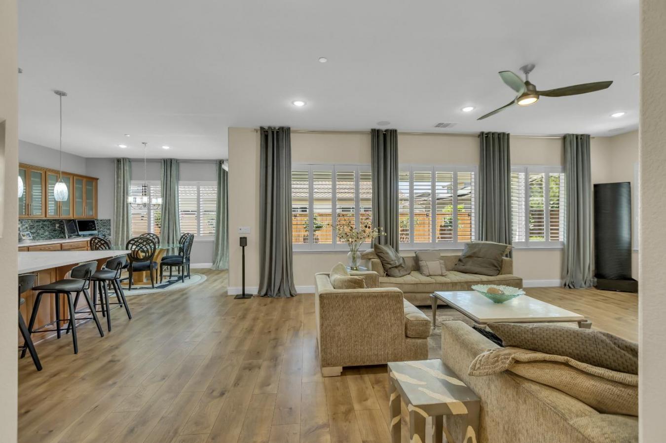 8571 Steve Horning Way, Elk Grove, CA, 95757, United States, 4 Bedrooms Bedrooms, ,3 BathroomsBathrooms,Residential,For Sale,8571 Steve Horning Way,1574698