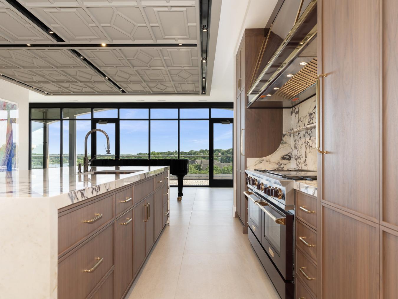 10 Illinois Unit 5A, St. Charles, IL, 60174, United States, 4 Bedrooms Bedrooms, ,5 BathroomsBathrooms,Residential,For Sale,10 Illinois Unit 5A,1575208