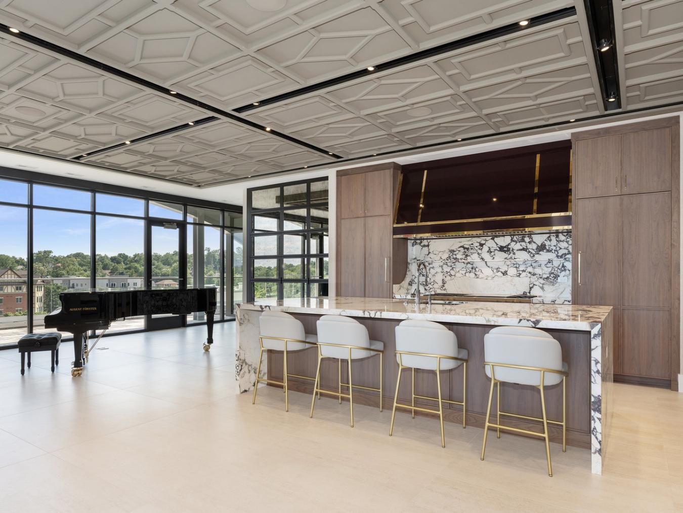 10 Illinois Unit 5A, St. Charles, IL, 60174, United States, 4 Bedrooms Bedrooms, ,5 BathroomsBathrooms,Residential,For Sale,10 Illinois Unit 5A,1575208