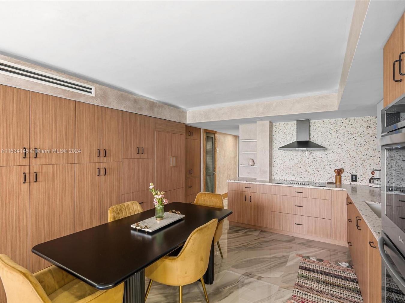 2457 Collins Avenue, Miami Beach, Florida, 33140, United States, 2 Bedrooms Bedrooms, ,2 BathroomsBathrooms,Residential,For Sale,2457 Collins Avenue,1575206