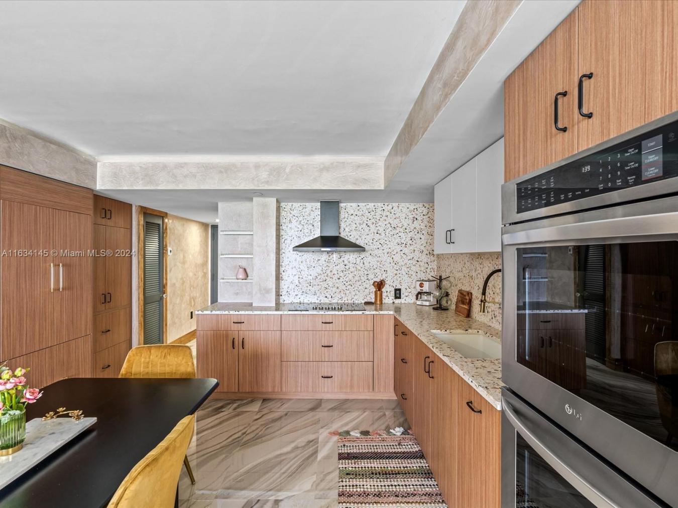 2457 Collins Avenue, Miami Beach, Florida, 33140, United States, 2 Bedrooms Bedrooms, ,2 BathroomsBathrooms,Residential,For Sale,2457 Collins Avenue,1575206