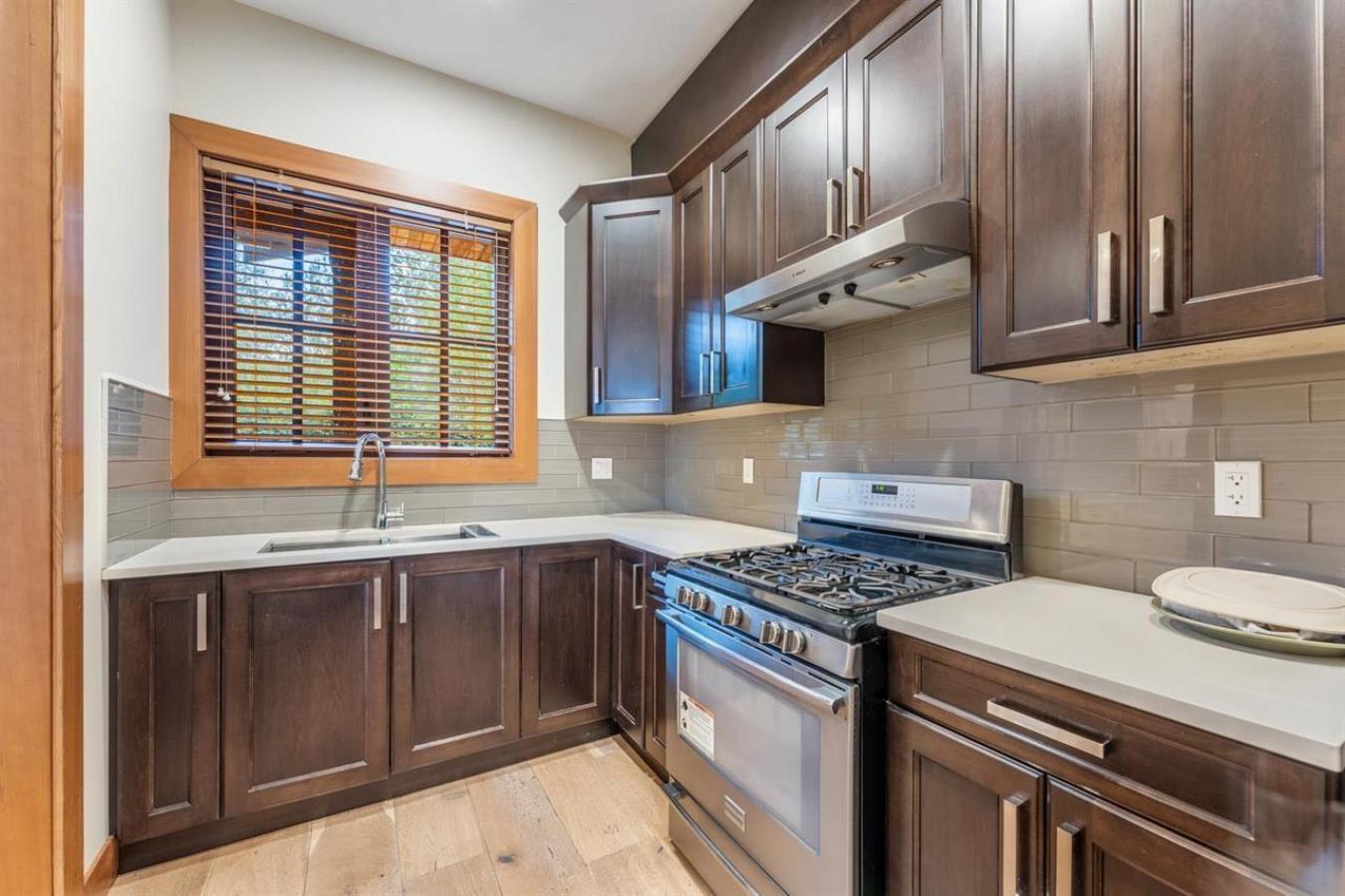 3228 164A STREET, Surrey, BC, V3Z 0G5, Canada, 7 Bedrooms Bedrooms, ,Residential,For Sale,3228 164A STREET,1575199