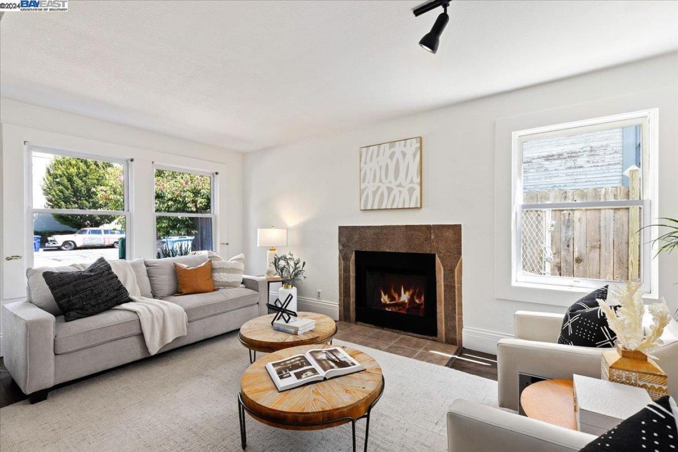 1646 5Th Street, Berkeley, CA, 94710, United States, 4 Bedrooms Bedrooms, ,2 BathroomsBathrooms,Residential,For Sale,1646 5Th Street,1575188