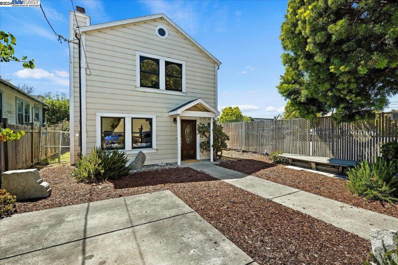 1646 5Th Street, Berkeley, CA, 94710, United States, 4 Bedrooms Bedrooms, ,2 BathroomsBathrooms,Residential,For Sale,1646 5Th Street,1575188
