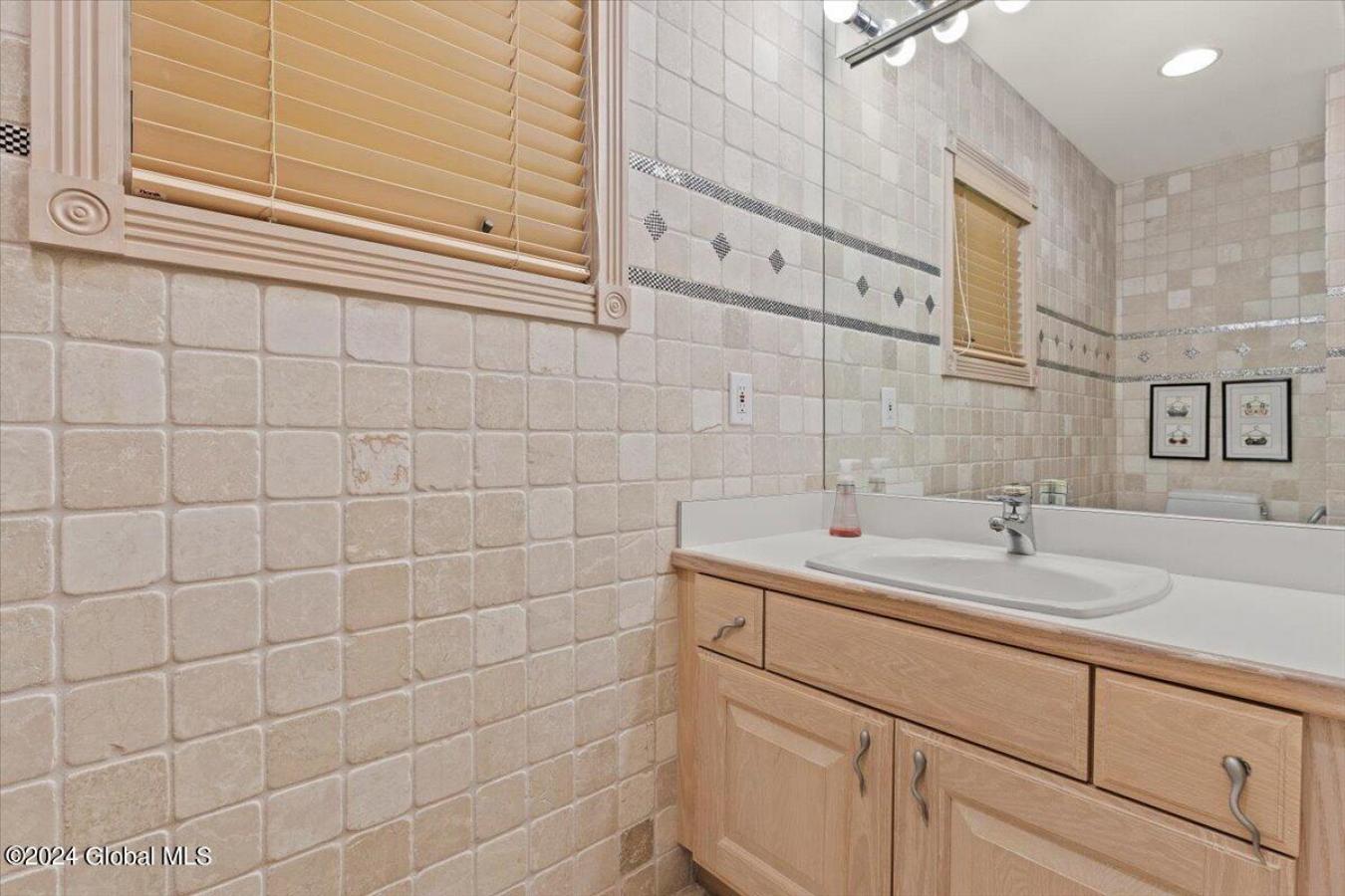 80 Antlers Drive, Lake George, NY, 12845, United States, 5 Bedrooms Bedrooms, ,5 BathroomsBathrooms,Residential,For Sale,80 Antlers Drive,1577337