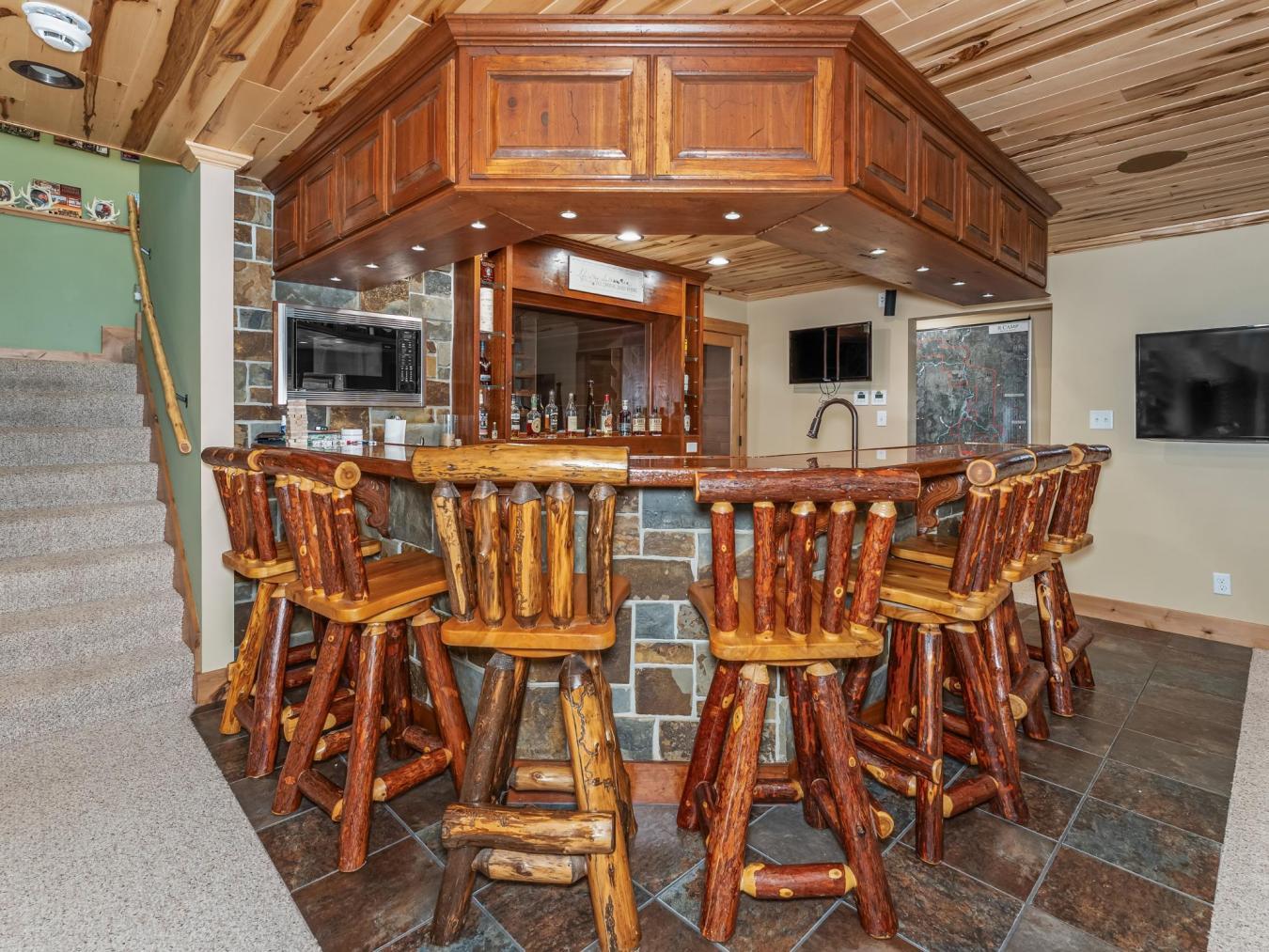 10294N Dump Road, Oma, Wisconsin, 54534, United States, 6 Bedrooms Bedrooms, ,6 BathroomsBathrooms,Residential,For Sale,10294N Dump Road,1577347