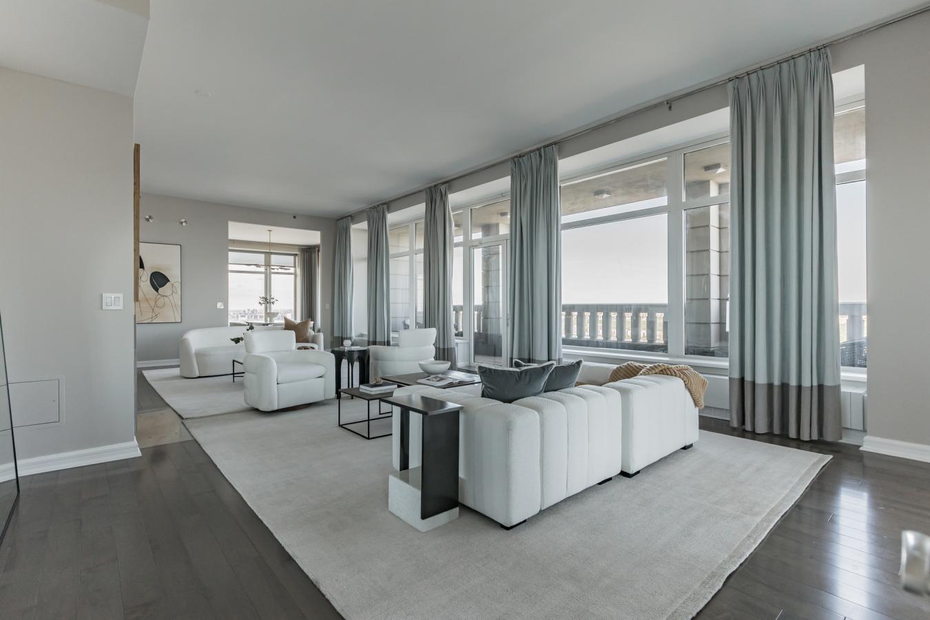 240 Riverside Boulevard, New York, New York, 10023, United States, 4 Bedrooms Bedrooms, ,4 BathroomsBathrooms,Residential,For Sale,240 Riverside Boulevard,1578659