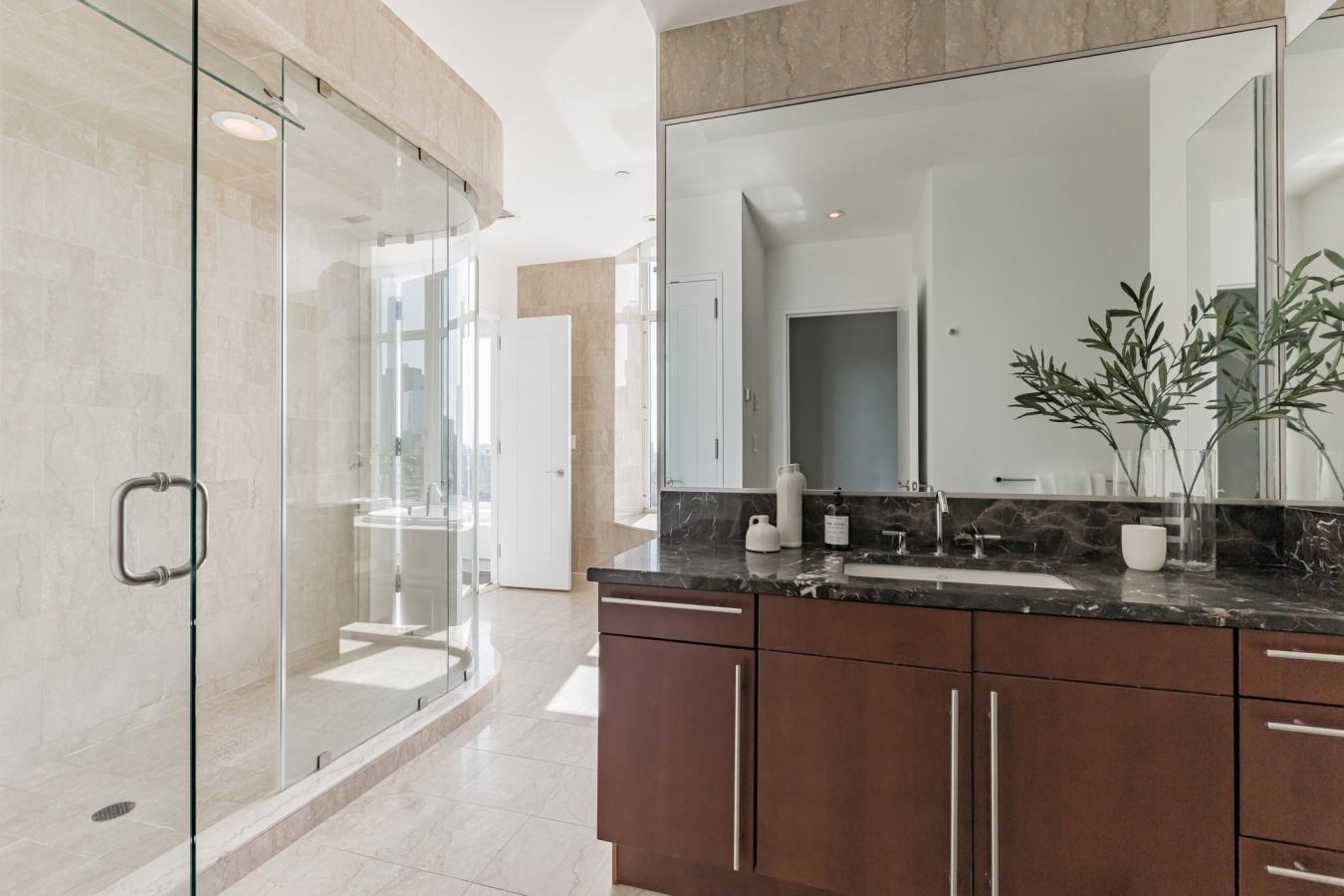 240 Riverside Boulevard, New York, New York, 10023, United States, 4 Bedrooms Bedrooms, ,4 BathroomsBathrooms,Residential,For Sale,240 Riverside Boulevard,1578659