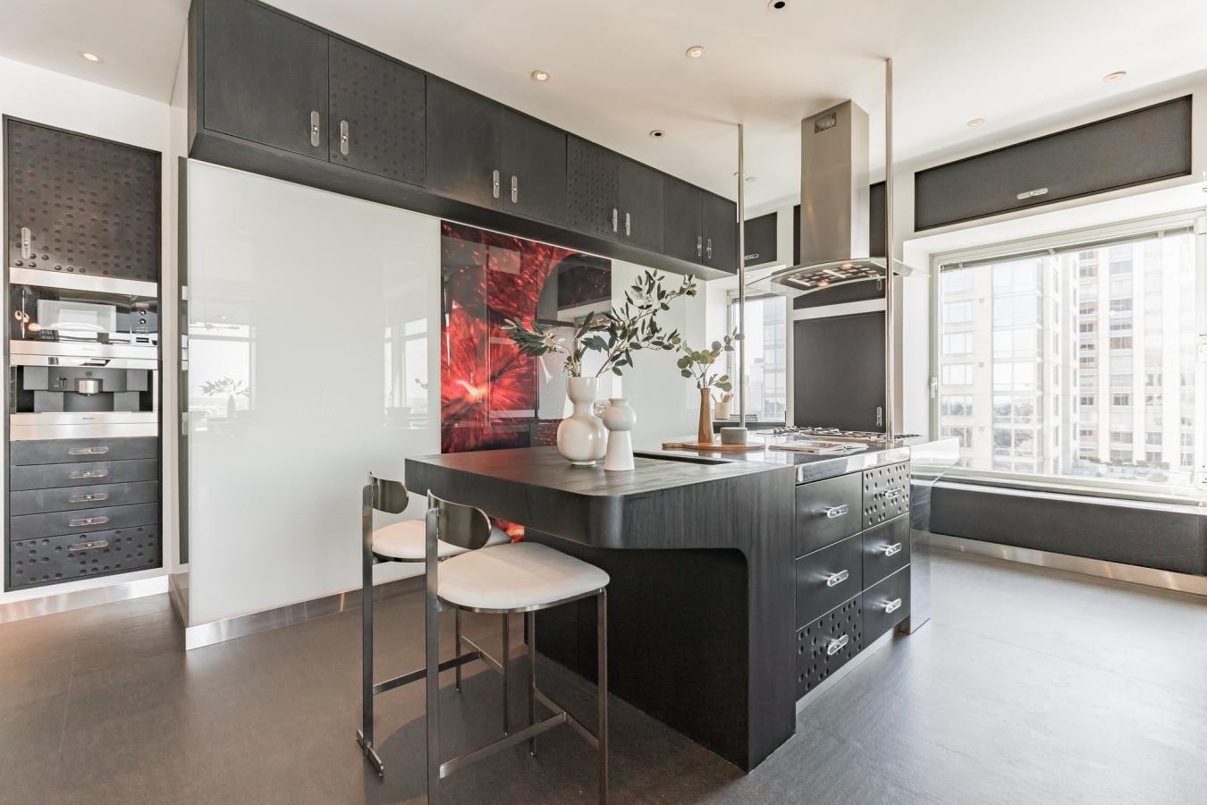 240 Riverside Boulevard, New York, New York, 10023, United States, 4 Bedrooms Bedrooms, ,4 BathroomsBathrooms,Residential,For Sale,240 Riverside Boulevard,1578659
