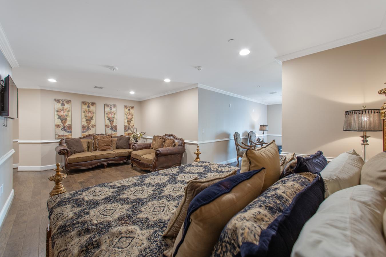 14525 Champions Drive, Houston, Texas, 77069, United States, 7 Bedrooms Bedrooms, ,9 BathroomsBathrooms,Residential,For Sale,14525 Champions Drive,1057986