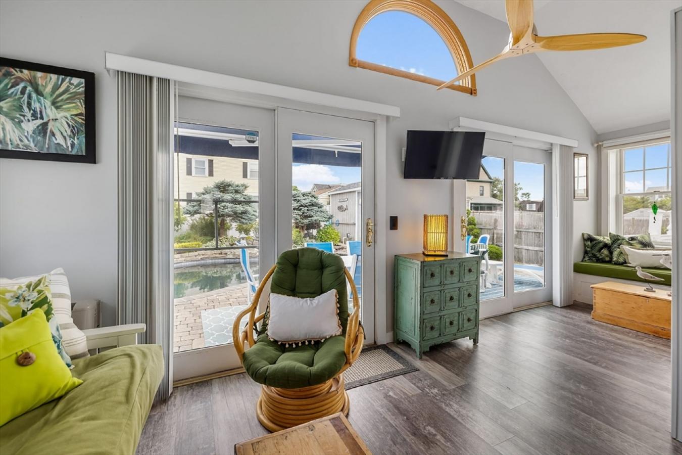 35 Gilbert Street, Marshfield, MA, 02050, United States, 3 Bedrooms Bedrooms, ,2 BathroomsBathrooms,Residential,For Sale,35 Gilbert Street,1579318