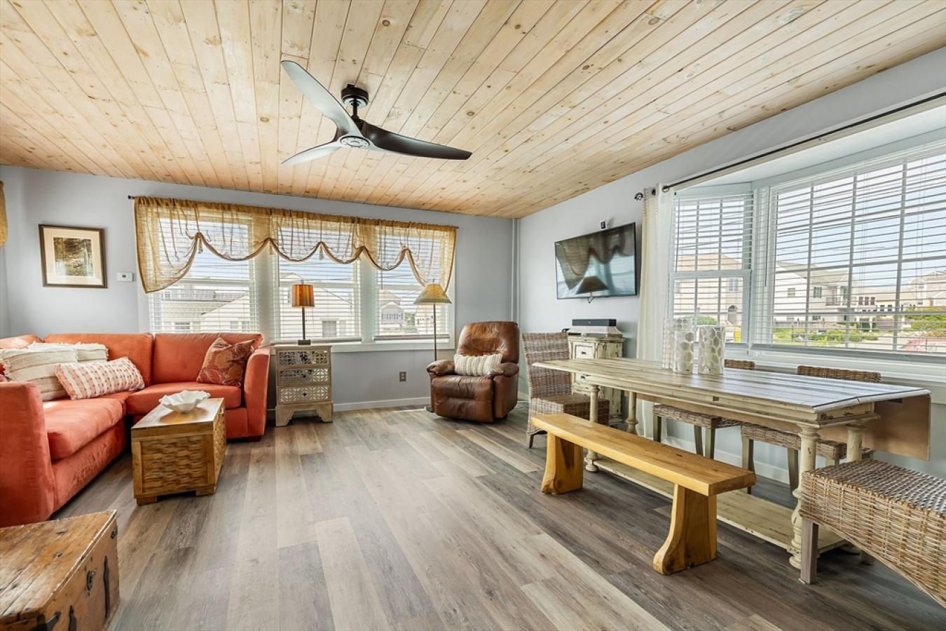 35 Gilbert Street, Marshfield, MA, 02050, United States, 3 Bedrooms Bedrooms, ,2 BathroomsBathrooms,Residential,For Sale,35 Gilbert Street,1579318