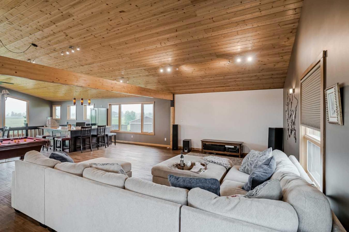 44092 & 44080 Township Road 274, Rural Rocky View County, AB, T4C 2X8, Canada, 4 Bedrooms Bedrooms, ,3 BathroomsBathrooms,Residential,For Sale,44092 & 44080 Township Road 274,1579321