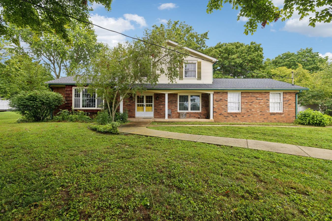 109 Jefferson Drive, Franklin, TN, 37064, United States, 4 Bedrooms Bedrooms, ,2 BathroomsBathrooms,Residential,For Sale,109 Jefferson Drive,1579312