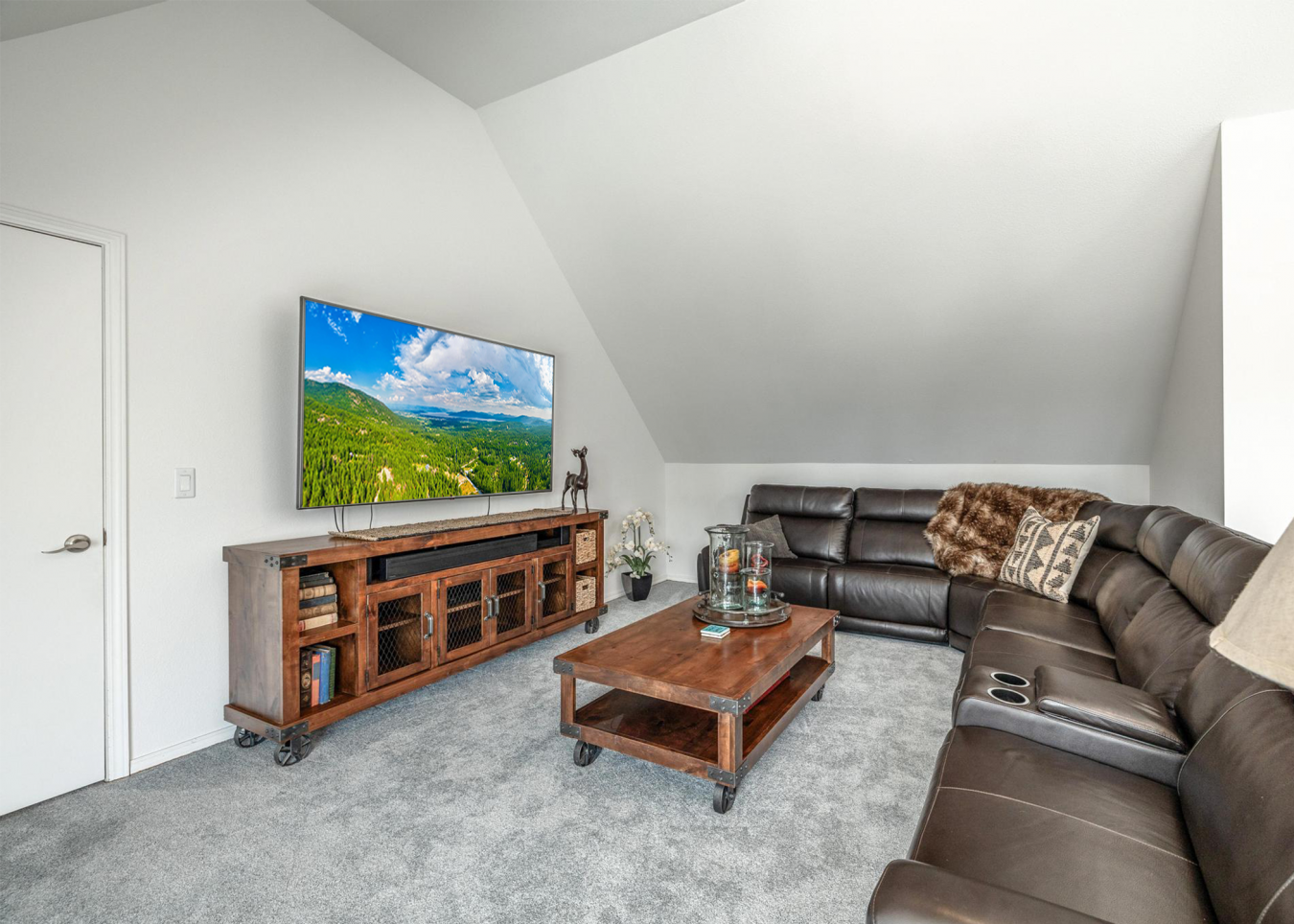 41 Pineridge Road, Sandpoint, ID, 83864, United States, 4 Bedrooms Bedrooms, ,2 BathroomsBathrooms,Residential,For Sale,41 Pineridge Road,1579311