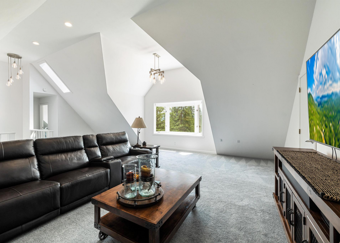 41 Pineridge Road, Sandpoint, ID, 83864, United States, 4 Bedrooms Bedrooms, ,2 BathroomsBathrooms,Residential,For Sale,41 Pineridge Road,1579311