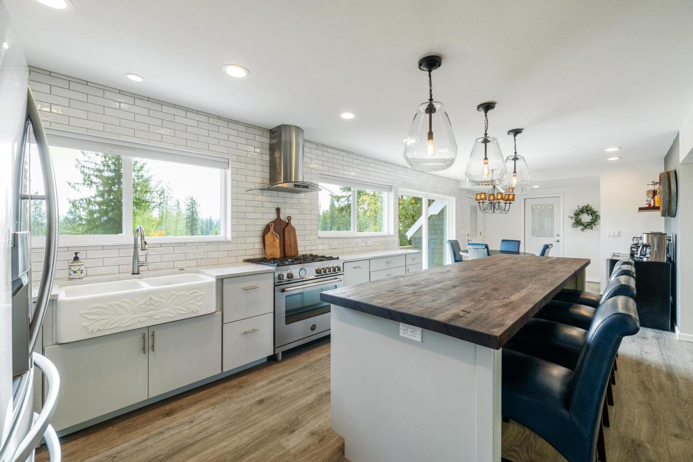 41 Pineridge Road, Sandpoint, ID, 83864, United States, 4 Bedrooms Bedrooms, ,2 BathroomsBathrooms,Residential,For Sale,41 Pineridge Road,1579311