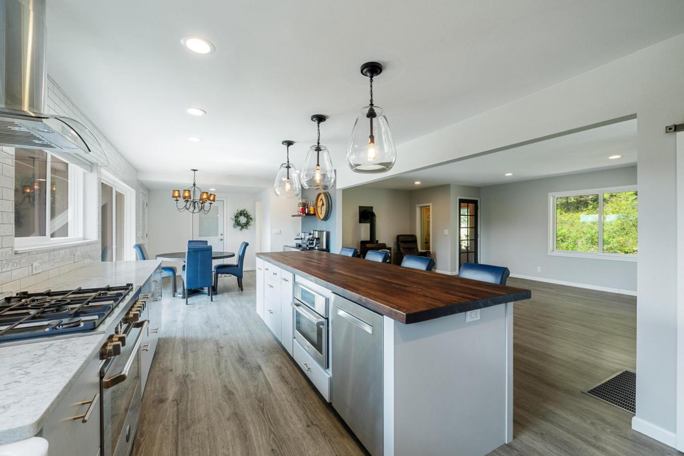 41 Pineridge Road, Sandpoint, ID, 83864, United States, 4 Bedrooms Bedrooms, ,2 BathroomsBathrooms,Residential,For Sale,41 Pineridge Road,1579311