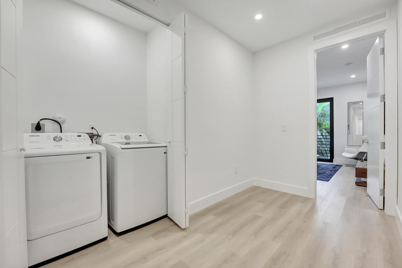 1120 NE 10th Ave, Fort Lauderdale, Florida, 33304, United States, 4 Bedrooms Bedrooms, ,3 BathroomsBathrooms,Residential,For Sale,1120 NE 10th Ave,1580903