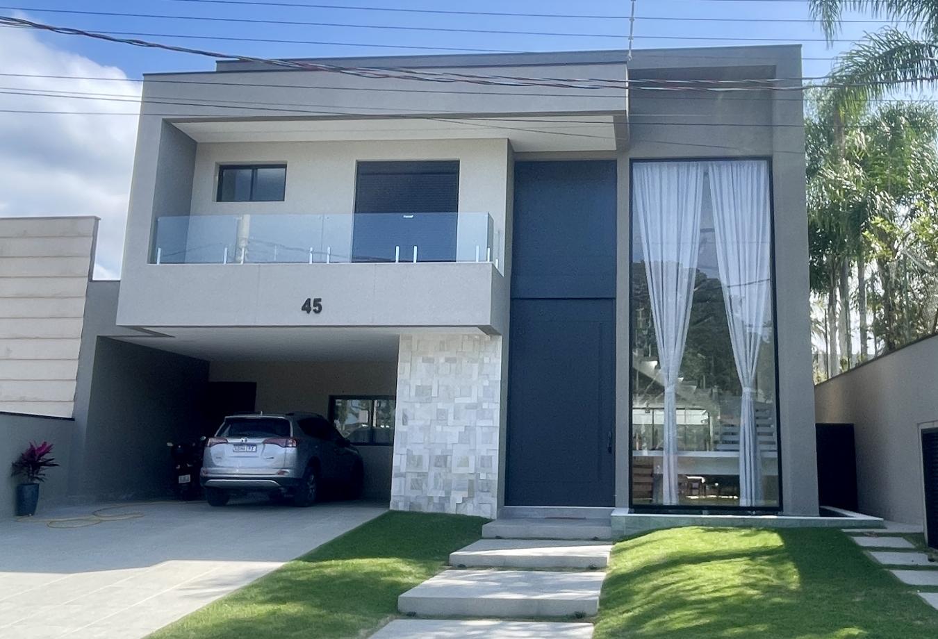 Rua Cinquenta e Cinco 45, Guaruja, SP, 11445-580, Brazil, 5 Bedrooms Bedrooms, ,7 BathroomsBathrooms,Residential,For Sale,Rua Cinquenta e Cinco 45,1582221