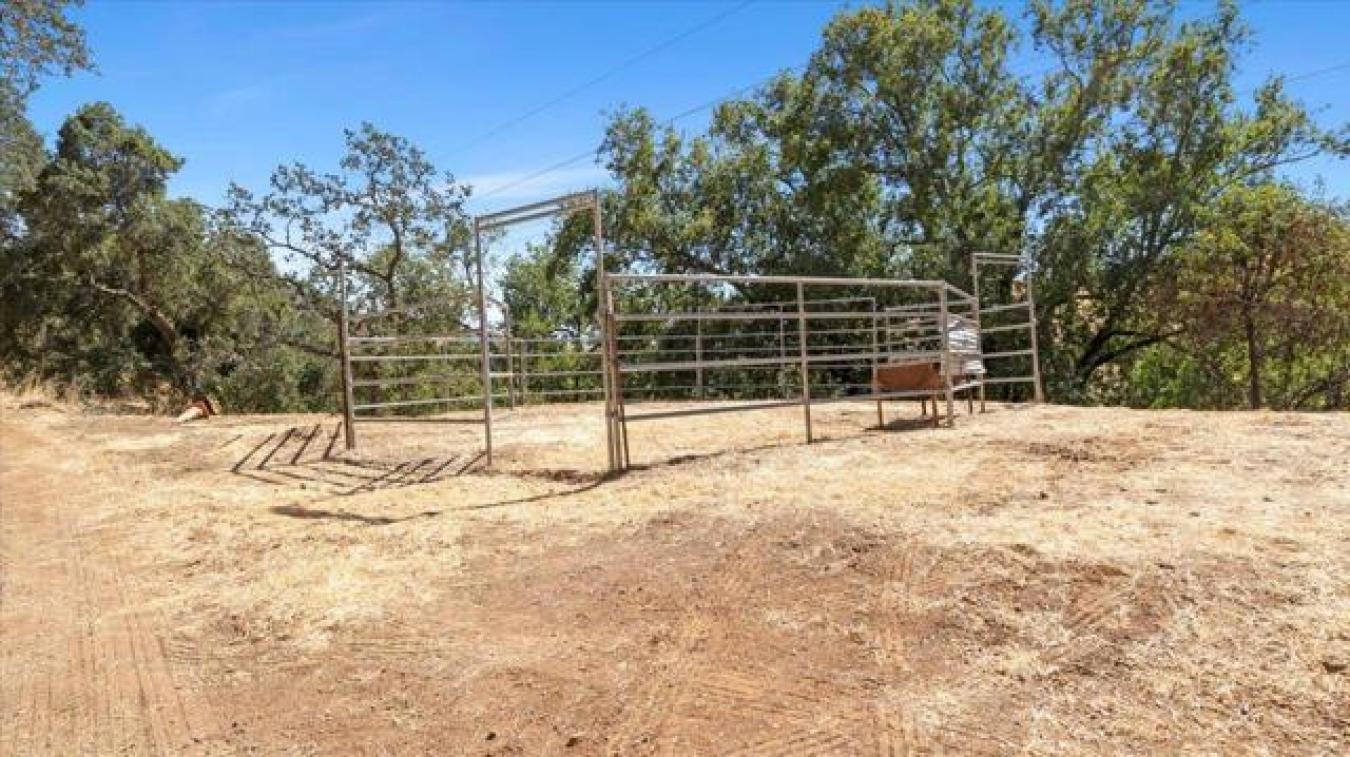 Mt Hamilton, San Jose, CA, 95140, United States, ,Residential,For Sale,Mt Hamilton,1581676