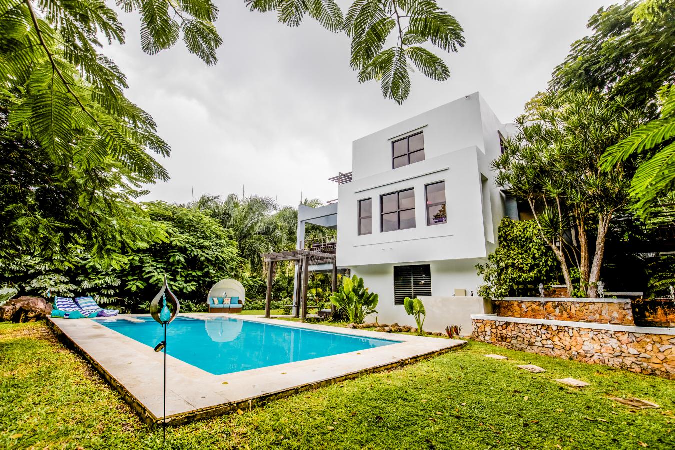 D-18 Calle 3, Urb. Villa De Luquillo, Luquillo, 00773, Puerto Rico, 4 Bedrooms Bedrooms, ,4 BathroomsBathrooms,Residential,For Sale,D-18 Calle 3, Urb. Villa De Luquillo,1584252