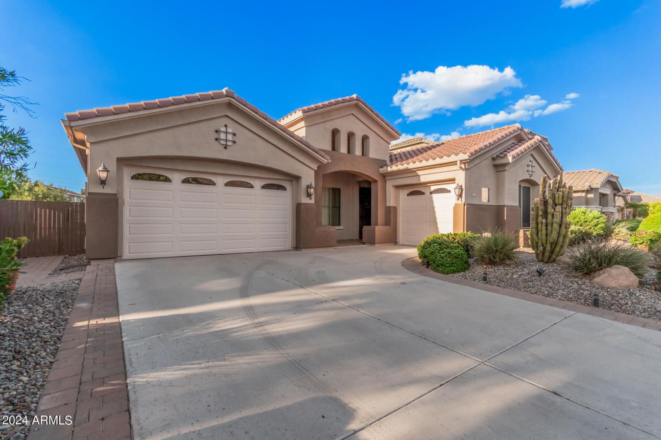 1432 E ZION Way, Chandler, AZ, 85249, United States, 6 Bedrooms Bedrooms, ,Residential,For Sale,1432 E ZION Way,1581683