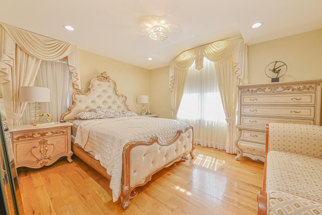 1056 North Drive, Merrick, New York, 11566, United States, 4 Bedrooms Bedrooms, ,3 BathroomsBathrooms,Residential,For Sale,1056 North Drive,1582206