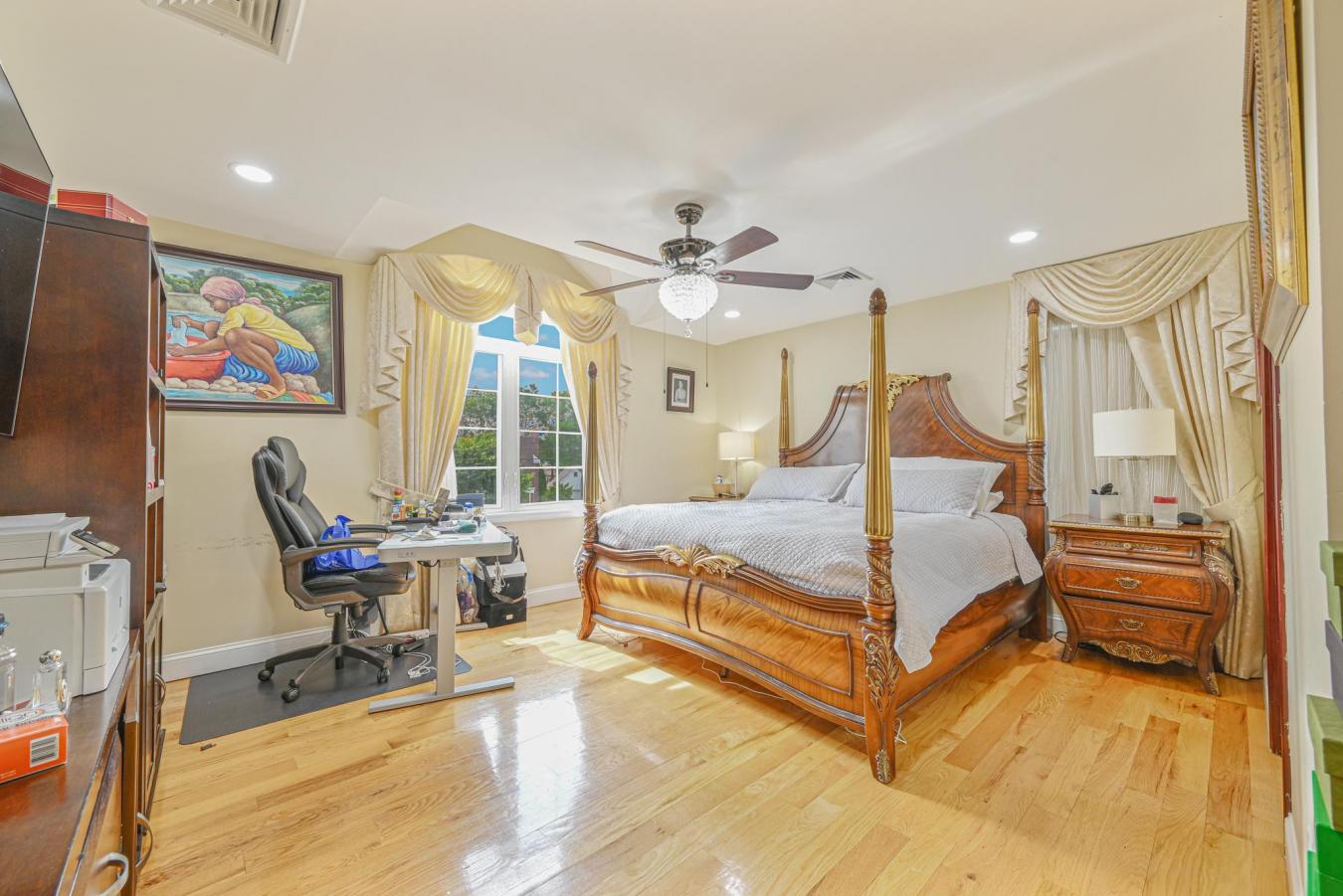 1056 North Drive, Merrick, New York, 11566, United States, 4 Bedrooms Bedrooms, ,3 BathroomsBathrooms,Residential,For Sale,1056 North Drive,1582206