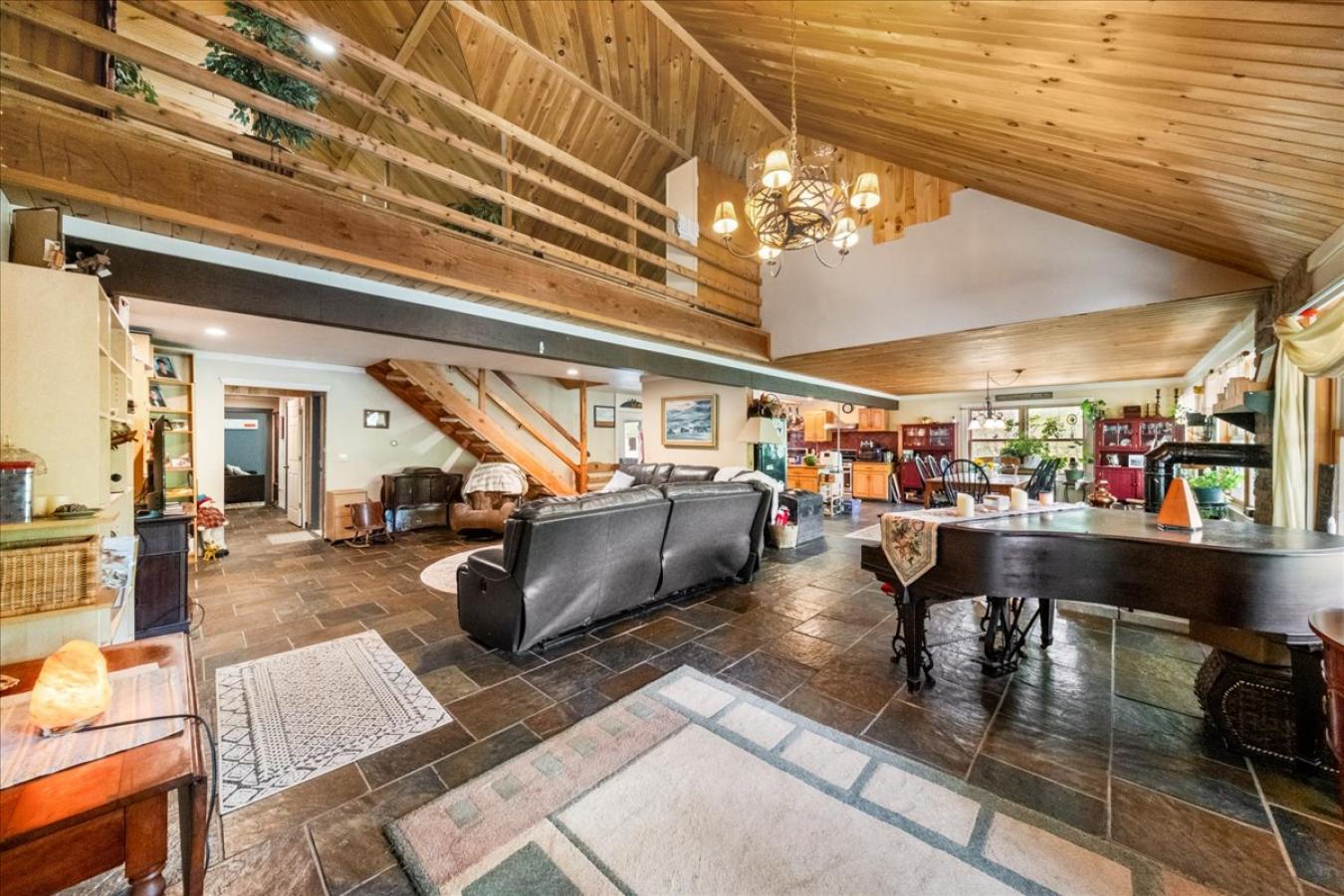 436 Roosa Gap Road, Bloomingburg, NY, 12721, United States, 4 Bedrooms Bedrooms, ,3 BathroomsBathrooms,Residential,For Sale,436 Roosa Gap Road,1582217