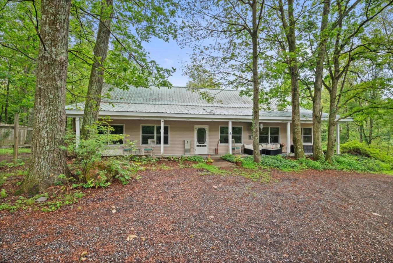 436 Roosa Gap Road, Bloomingburg, NY, 12721, United States, 4 Bedrooms Bedrooms, ,3 BathroomsBathrooms,Residential,For Sale,436 Roosa Gap Road,1582217