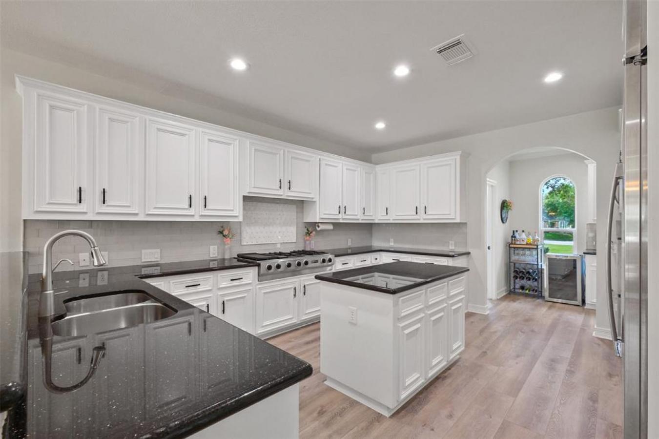 8910 Water Crest Trail, Richmond, TX, 77469, United States, 5 Bedrooms Bedrooms, ,3 BathroomsBathrooms,Residential,For Sale,8910 Water Crest Trail,1583889