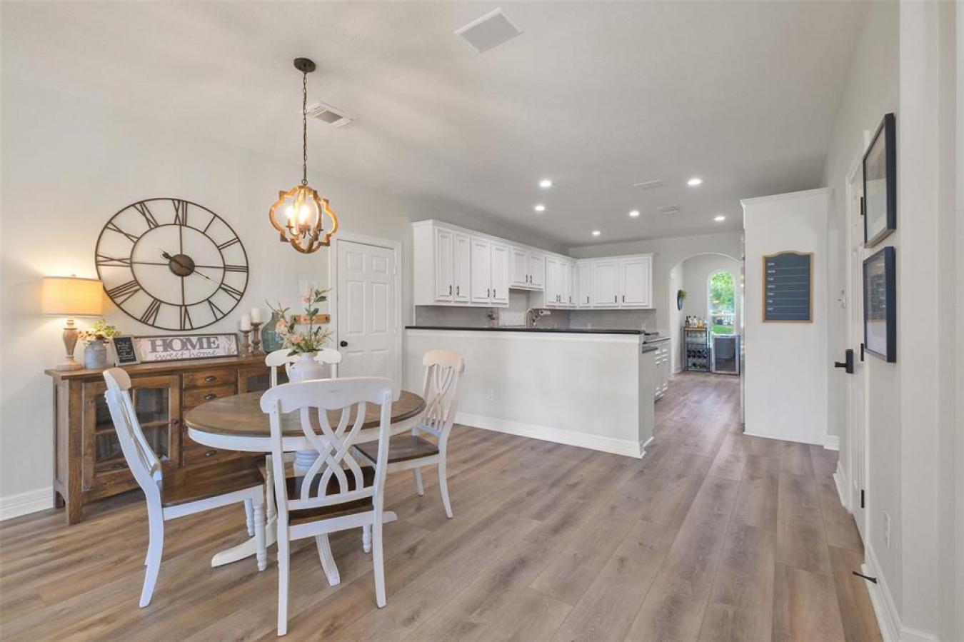 8910 Water Crest Trail, Richmond, TX, 77469, United States, 5 Bedrooms Bedrooms, ,3 BathroomsBathrooms,Residential,For Sale,8910 Water Crest Trail,1583889