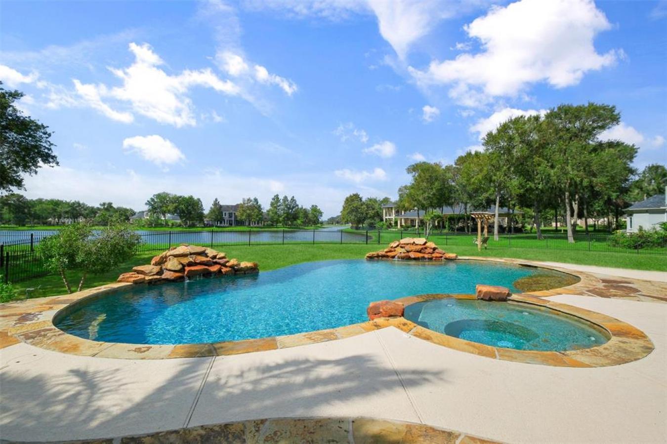 8910 Water Crest Trail, Richmond, TX, 77469, United States, 5 Bedrooms Bedrooms, ,3 BathroomsBathrooms,Residential,For Sale,8910 Water Crest Trail,1583889