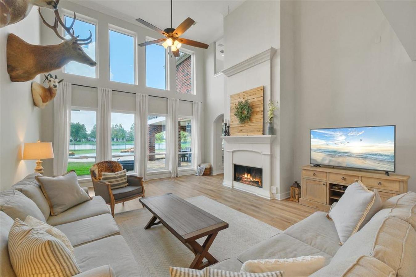 8910 Water Crest Trail, Richmond, TX, 77469, United States, 5 Bedrooms Bedrooms, ,3 BathroomsBathrooms,Residential,For Sale,8910 Water Crest Trail,1583889