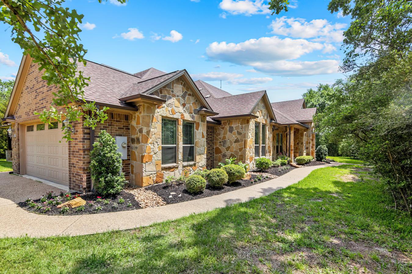 17899 Saddle Creek Drive, College Station, TX, 77845, United States, 5 Bedrooms Bedrooms, ,4 BathroomsBathrooms,Residential,For Sale,17899 Saddle Creek Drive,1584249