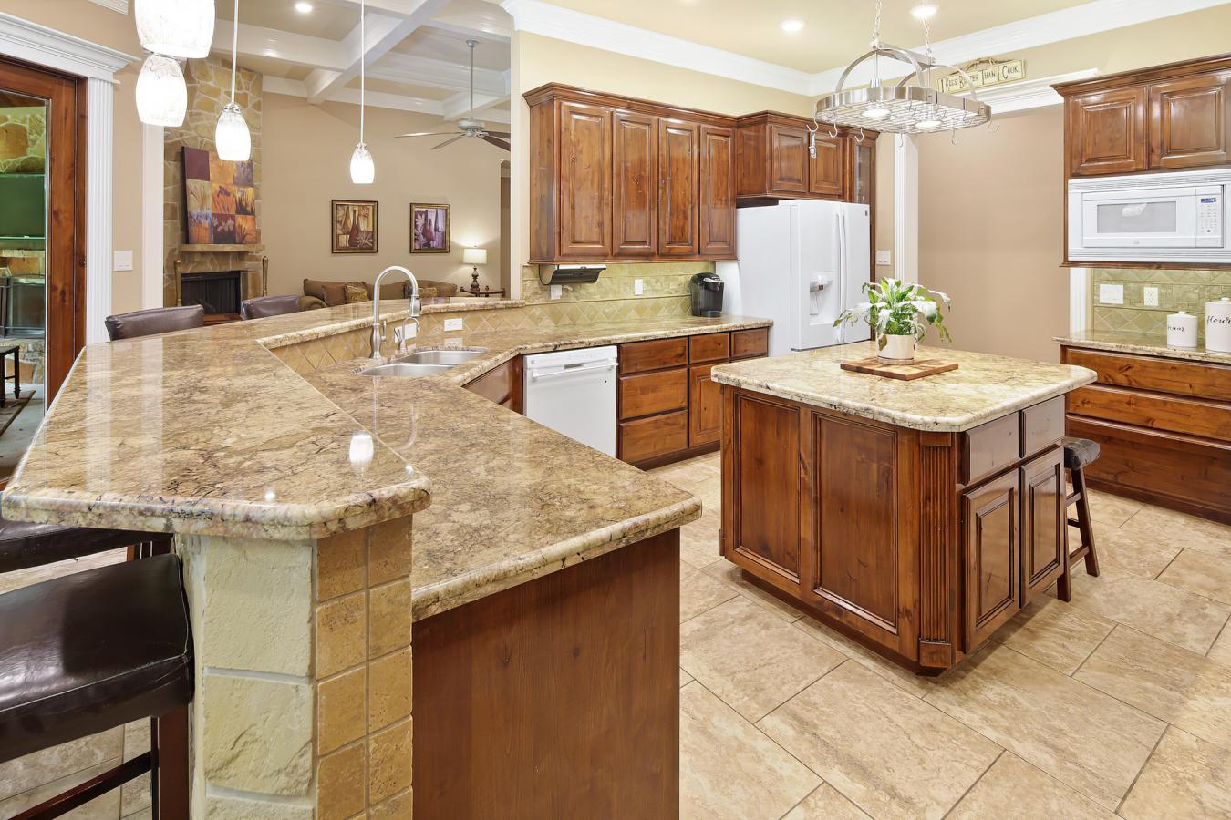 17899 Saddle Creek Drive, College Station, TX, 77845, United States, 5 Bedrooms Bedrooms, ,4 BathroomsBathrooms,Residential,For Sale,17899 Saddle Creek Drive,1584249