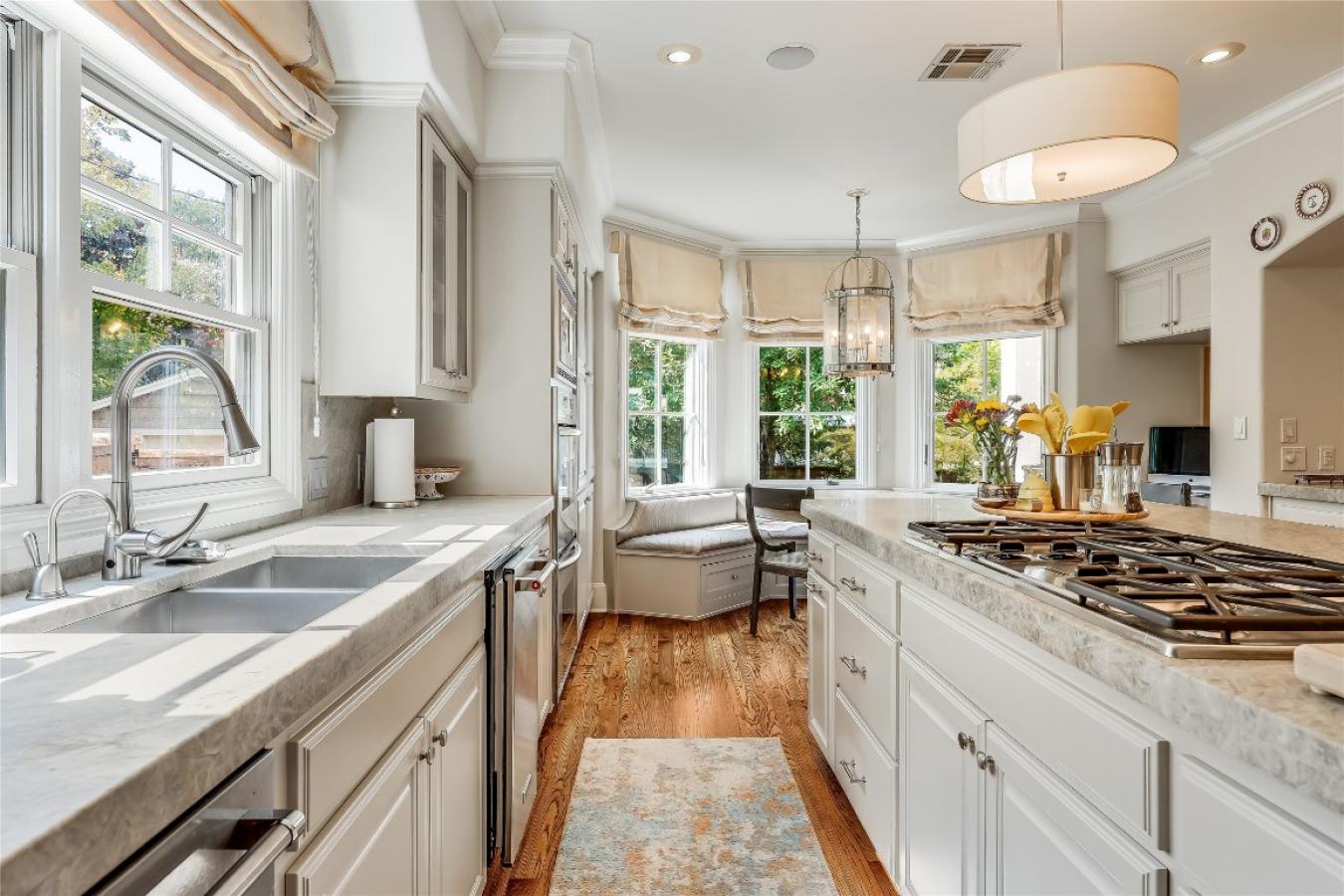 3315 Windsor Road, Austin, TX, 78703, United States, 5 Bedrooms Bedrooms, ,4 BathroomsBathrooms,Residential,For Sale,3315 Windsor Road,1584477