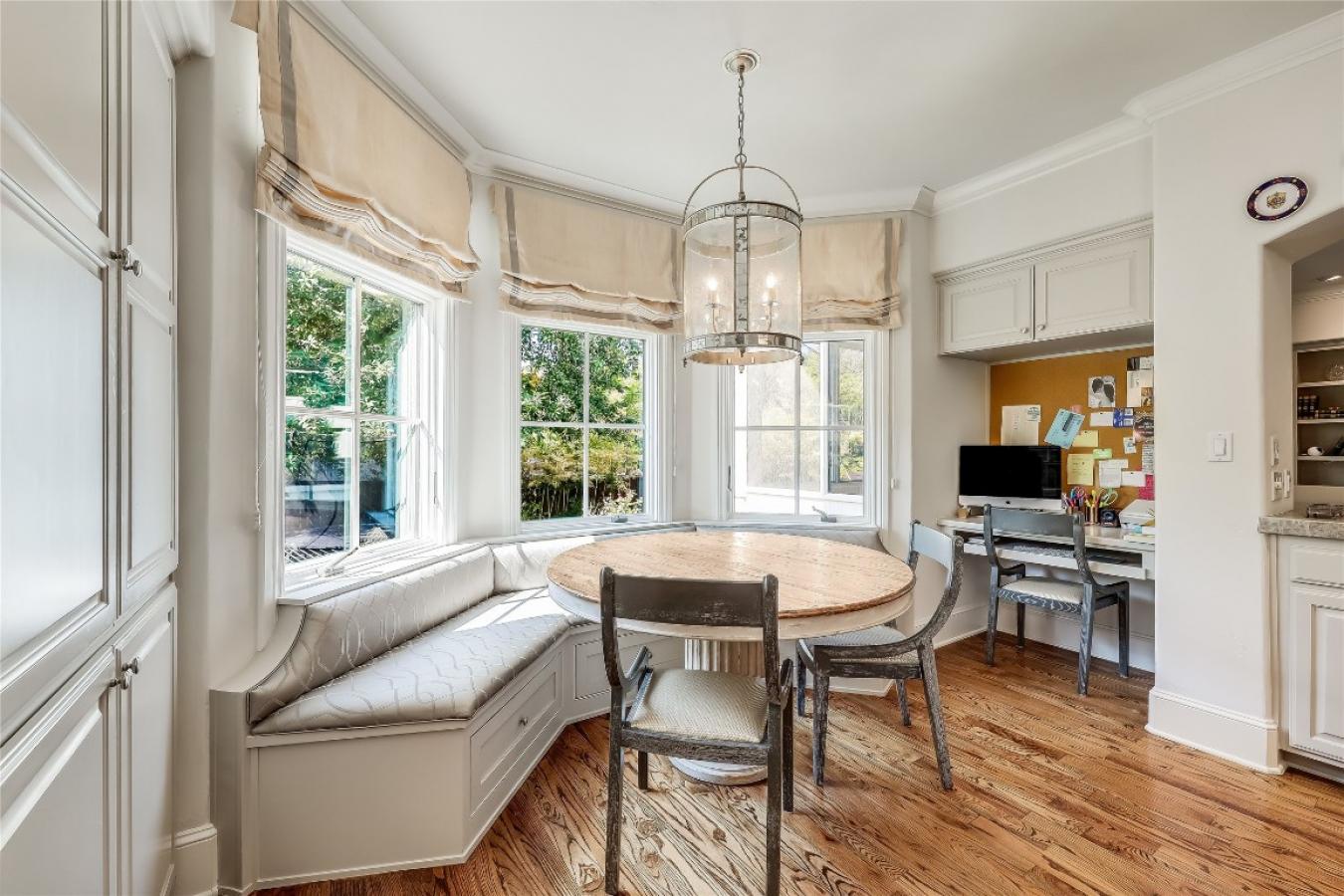 3315 Windsor Road, Austin, TX, 78703, United States, 5 Bedrooms Bedrooms, ,4 BathroomsBathrooms,Residential,For Sale,3315 Windsor Road,1584477