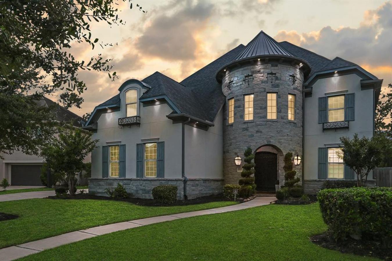 5515 Flyers Cove Lane, Sugar Land, TX, 77479, United States, 5 Bedrooms Bedrooms, ,5 BathroomsBathrooms,Residential,For Sale,5515 Flyers Cove Lane,1586071