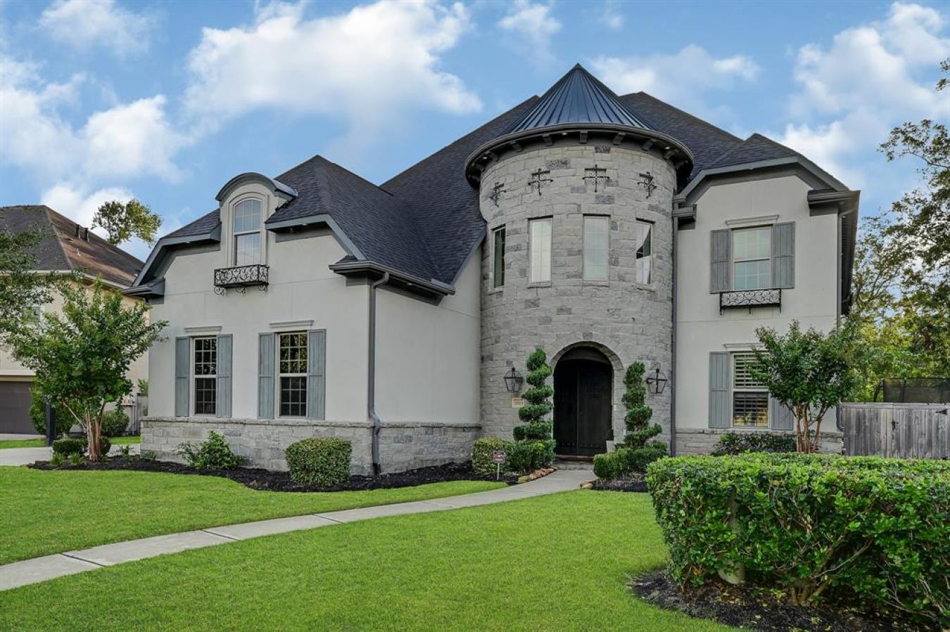 5515 Flyers Cove Lane, Sugar Land, TX, 77479, United States, 5 Bedrooms Bedrooms, ,5 BathroomsBathrooms,Residential,For Sale,5515 Flyers Cove Lane,1586071