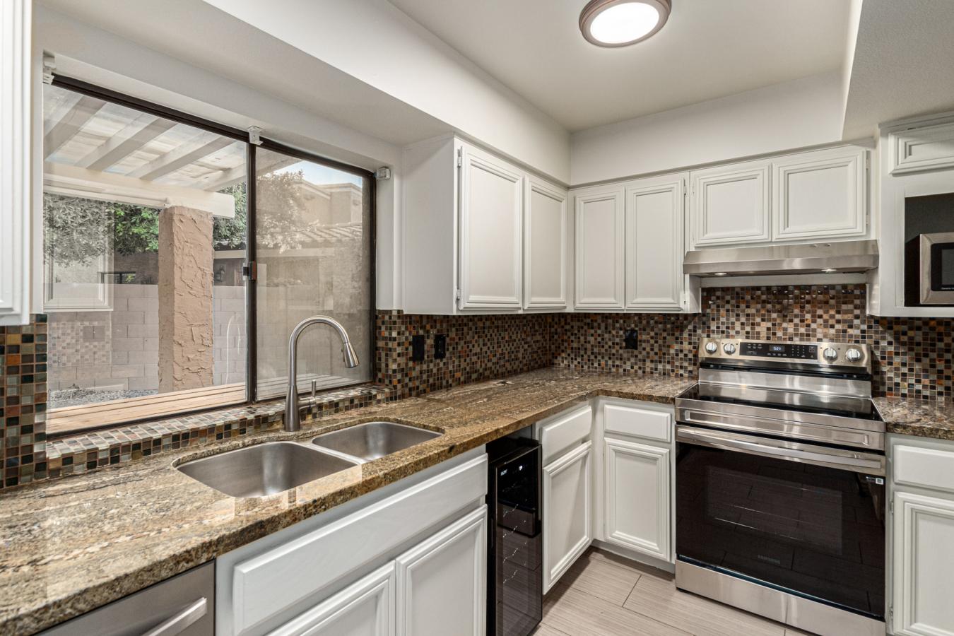 921 E BECKER LANE, Phoenix, AZ, 85020, United States, 3 Bedrooms Bedrooms, ,2 BathroomsBathrooms,Residential,For Sale,921 E BECKER LANE,1586042