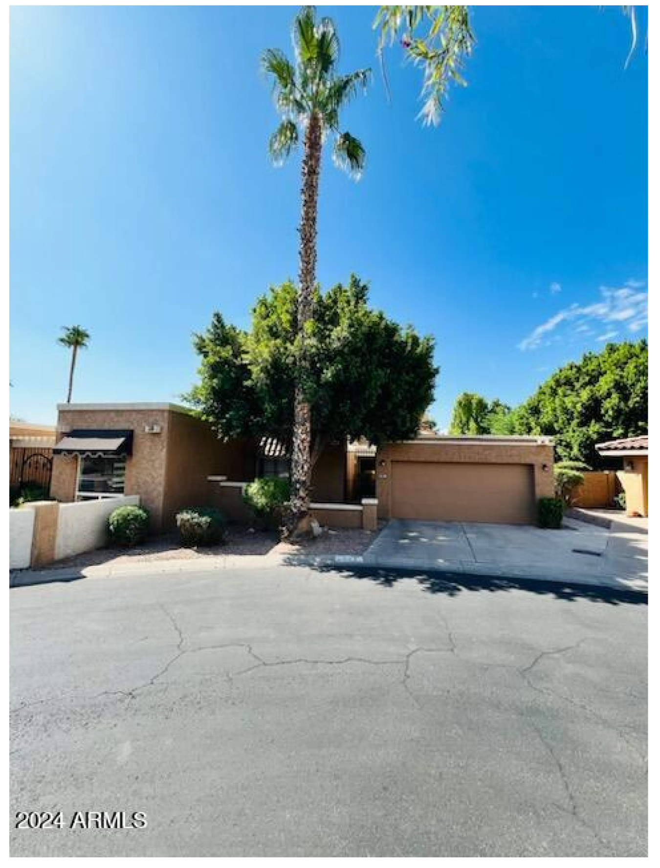 921 E BECKER LANE, Phoenix, AZ, 85020, United States, 3 Bedrooms Bedrooms, ,2 BathroomsBathrooms,Residential,For Sale,921 E BECKER LANE,1586042