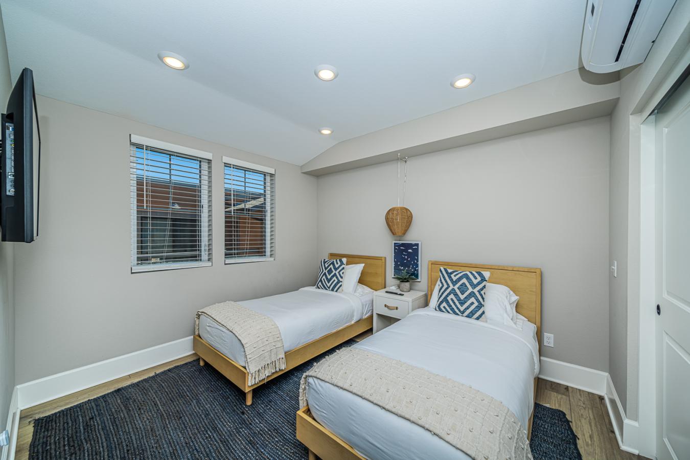 821 Jersey Court, San Diego, CA, 92109, United States, 3 Bedrooms Bedrooms, ,2 BathroomsBathrooms,Residential,For Sale,821 Jersey Court,1586038