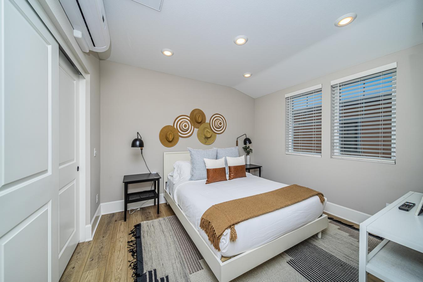 821 Jersey Court, San Diego, CA, 92109, United States, 3 Bedrooms Bedrooms, ,2 BathroomsBathrooms,Residential,For Sale,821 Jersey Court,1586038