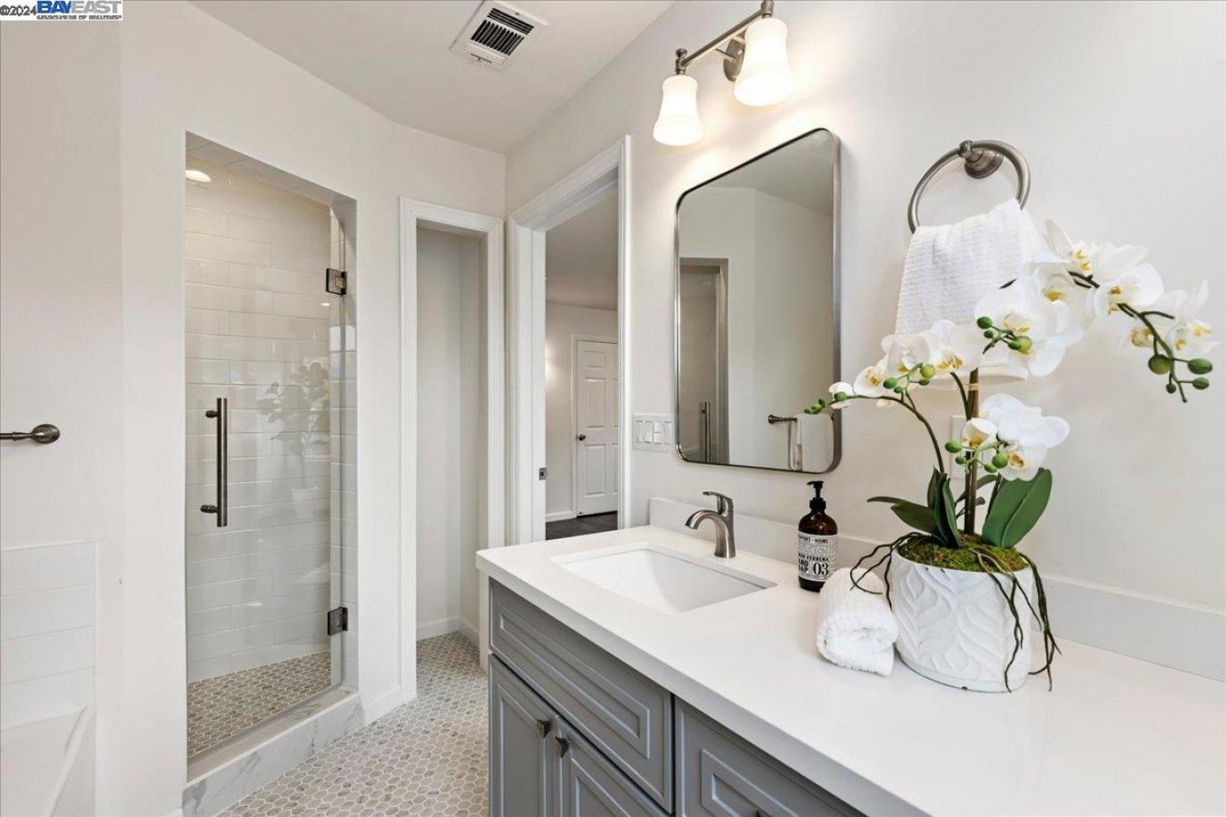 955 Virginia Street, Berkeley, CA, 94710, United States, 4 Bedrooms Bedrooms, ,2 BathroomsBathrooms,Residential,For Sale,955 Virginia Street,1586027