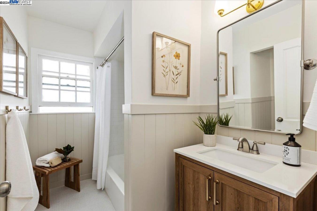 955 Virginia Street, Berkeley, CA, 94710, United States, 4 Bedrooms Bedrooms, ,2 BathroomsBathrooms,Residential,For Sale,955 Virginia Street,1586027