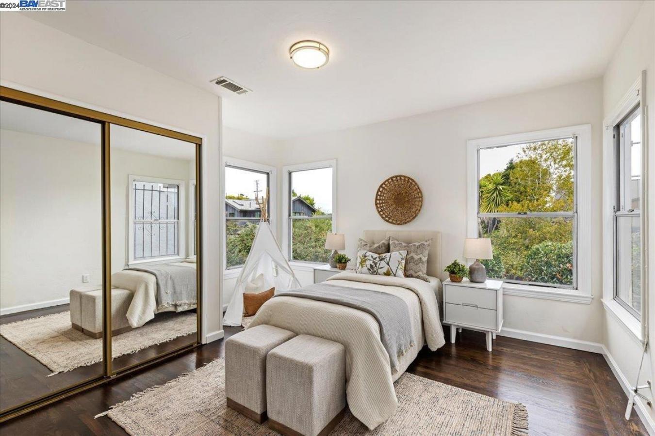 955 Virginia Street, Berkeley, CA, 94710, United States, 4 Bedrooms Bedrooms, ,2 BathroomsBathrooms,Residential,For Sale,955 Virginia Street,1586027